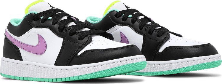 Nike Air Jordan 1 Low GS 'White Violet Shock'