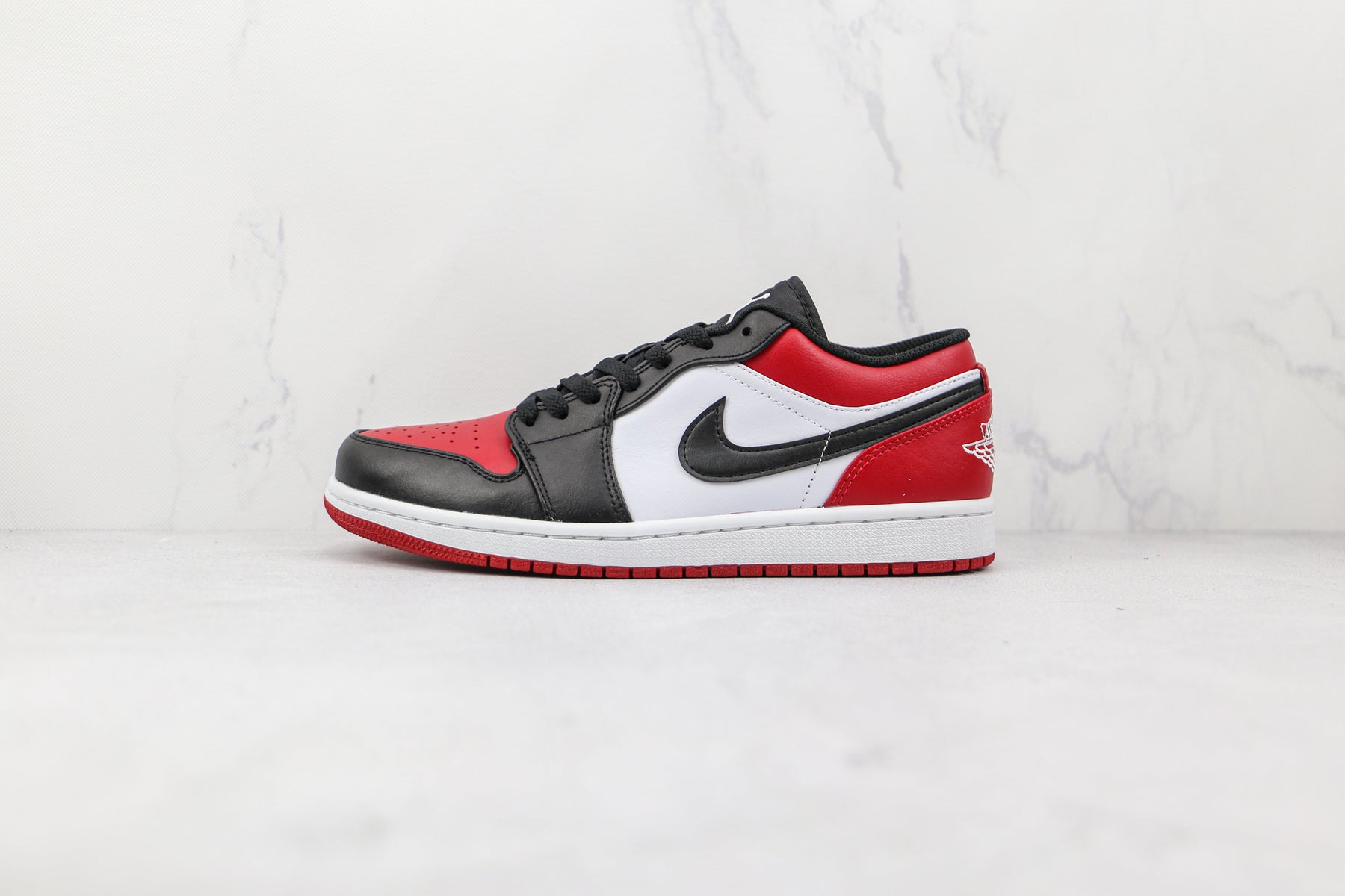 Jordan 1 Low Bred Toe